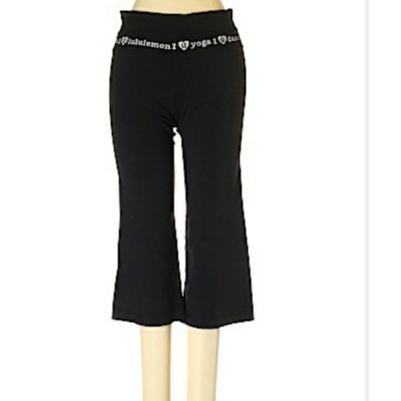🔴sold🔴LULULEMON Cropped leggings size 4 - Picture 2 of 6